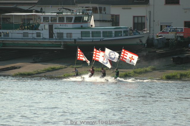 Rein-in-Flammen-11-08-07-007.JPG